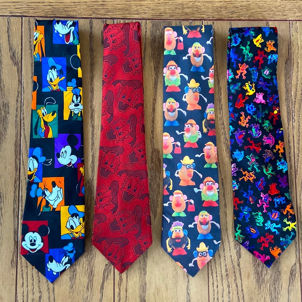 VINTAGE Novelty Neck Tie Lot of 4~ Disney, Mr Potato Head, Tree Frogs